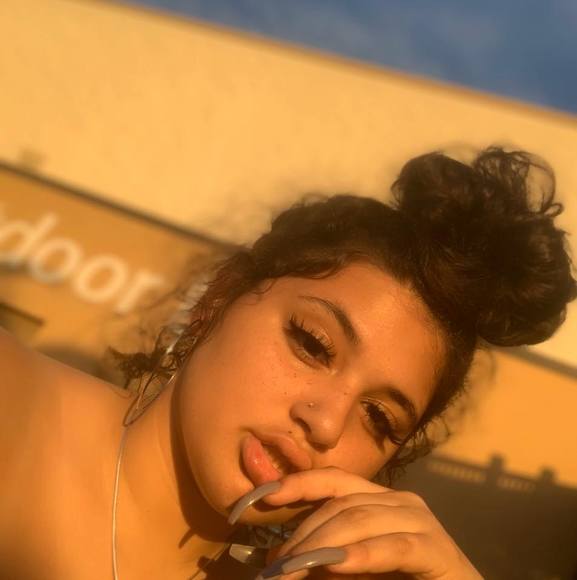 imalaylopez03